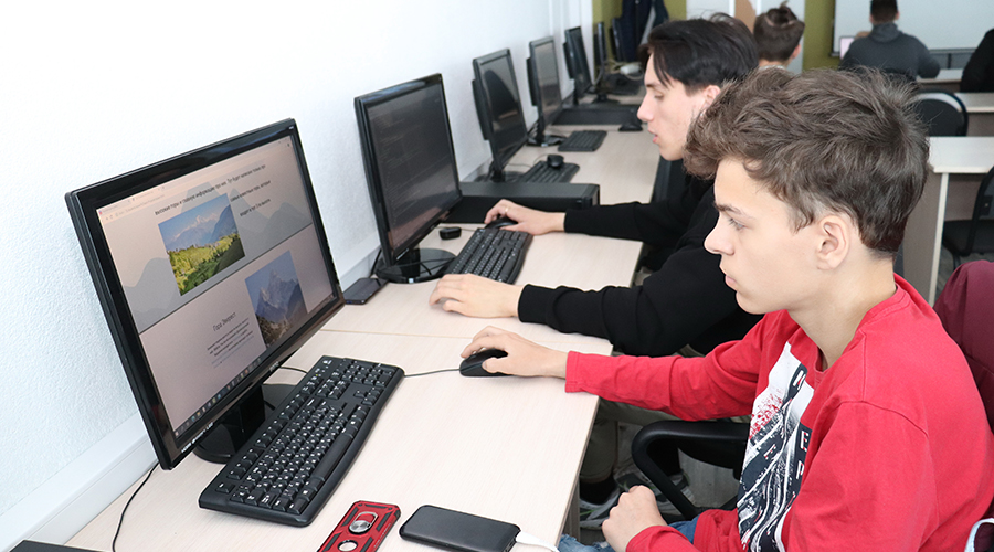 Программирование и Game Dev 9-10 класс Программирование и Game Dev 9-10 класс